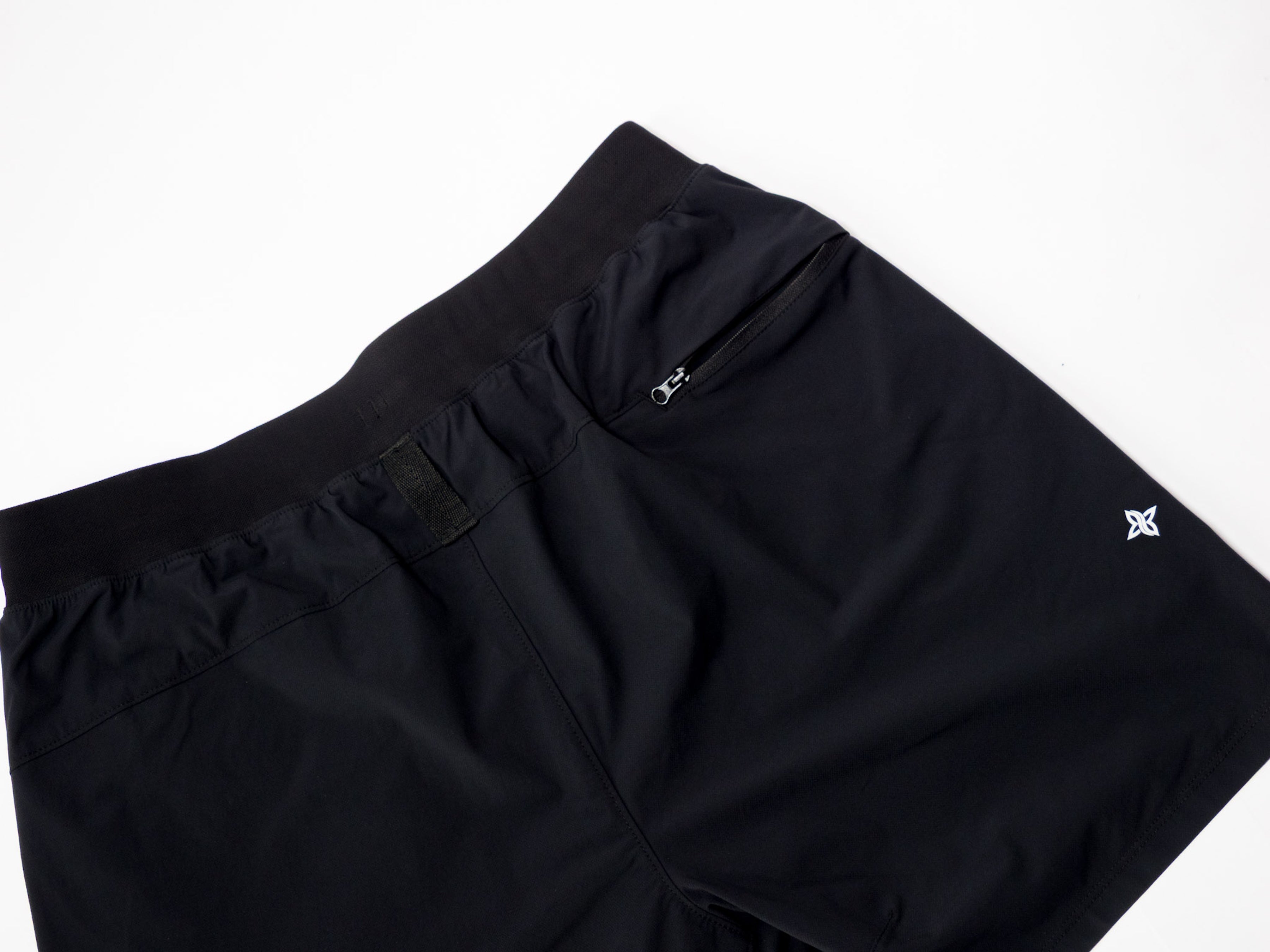 MBSCOLLECTIV SHORTS