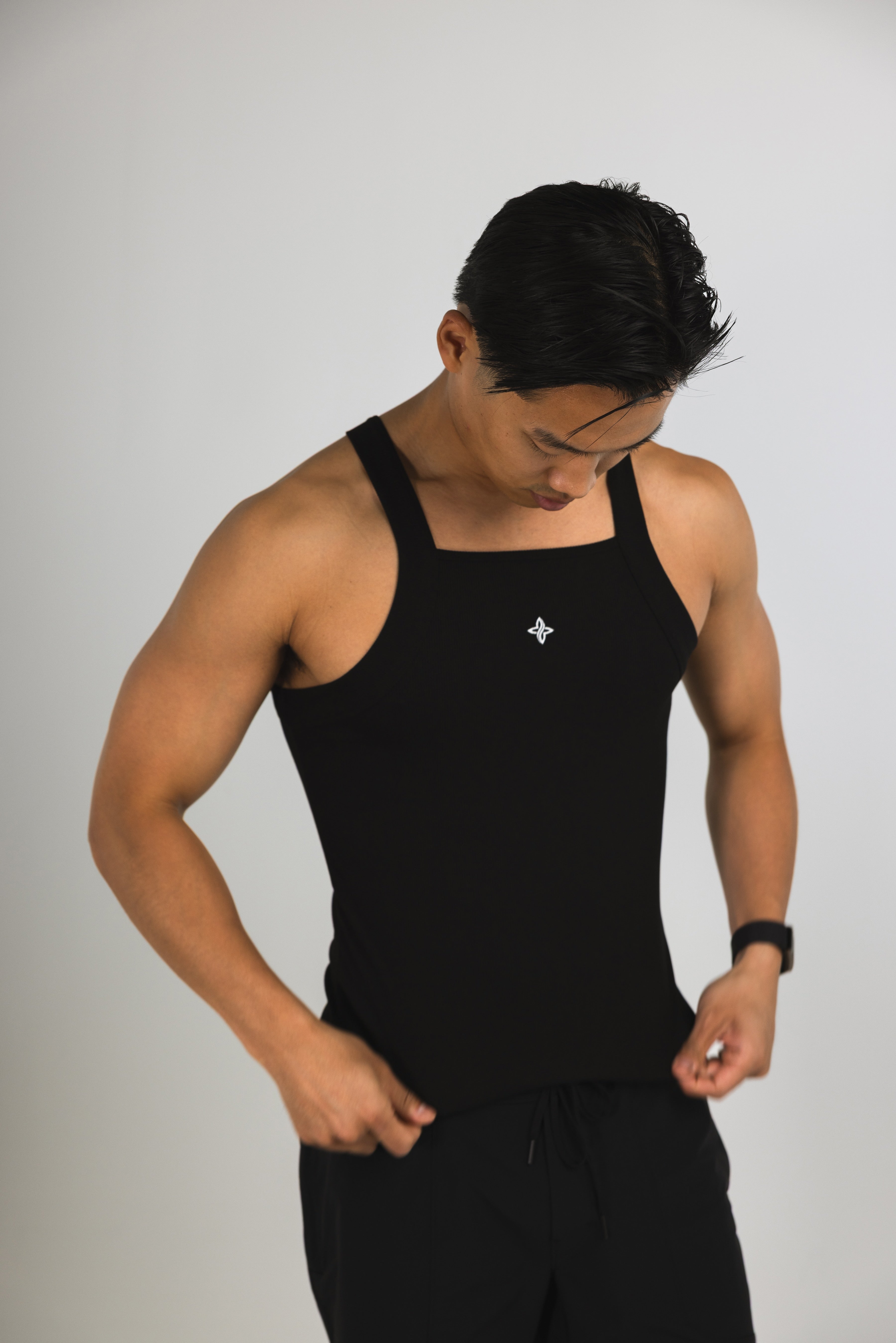NO.11 MUSCLE TANK