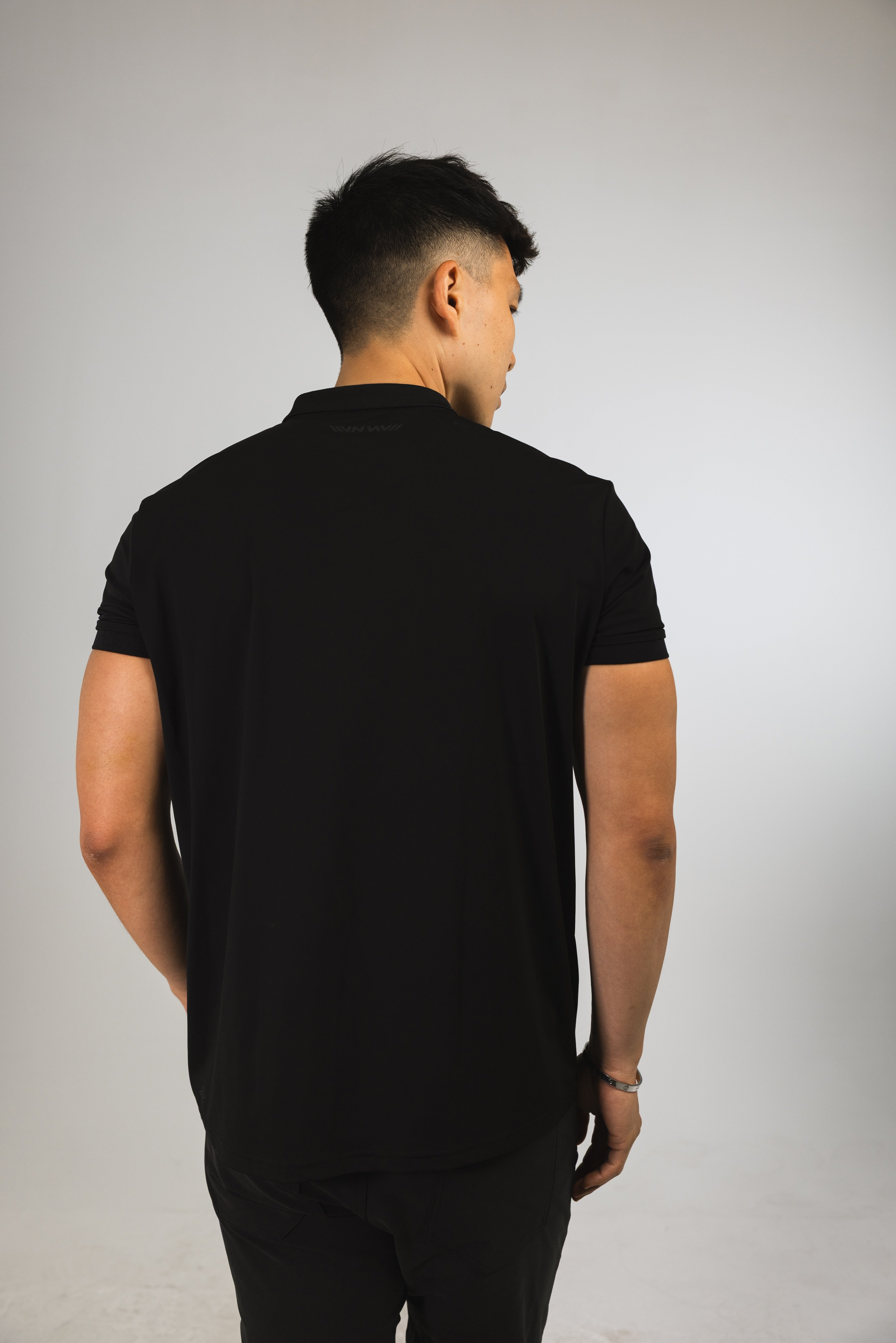 11 OFF-COURT POLO
