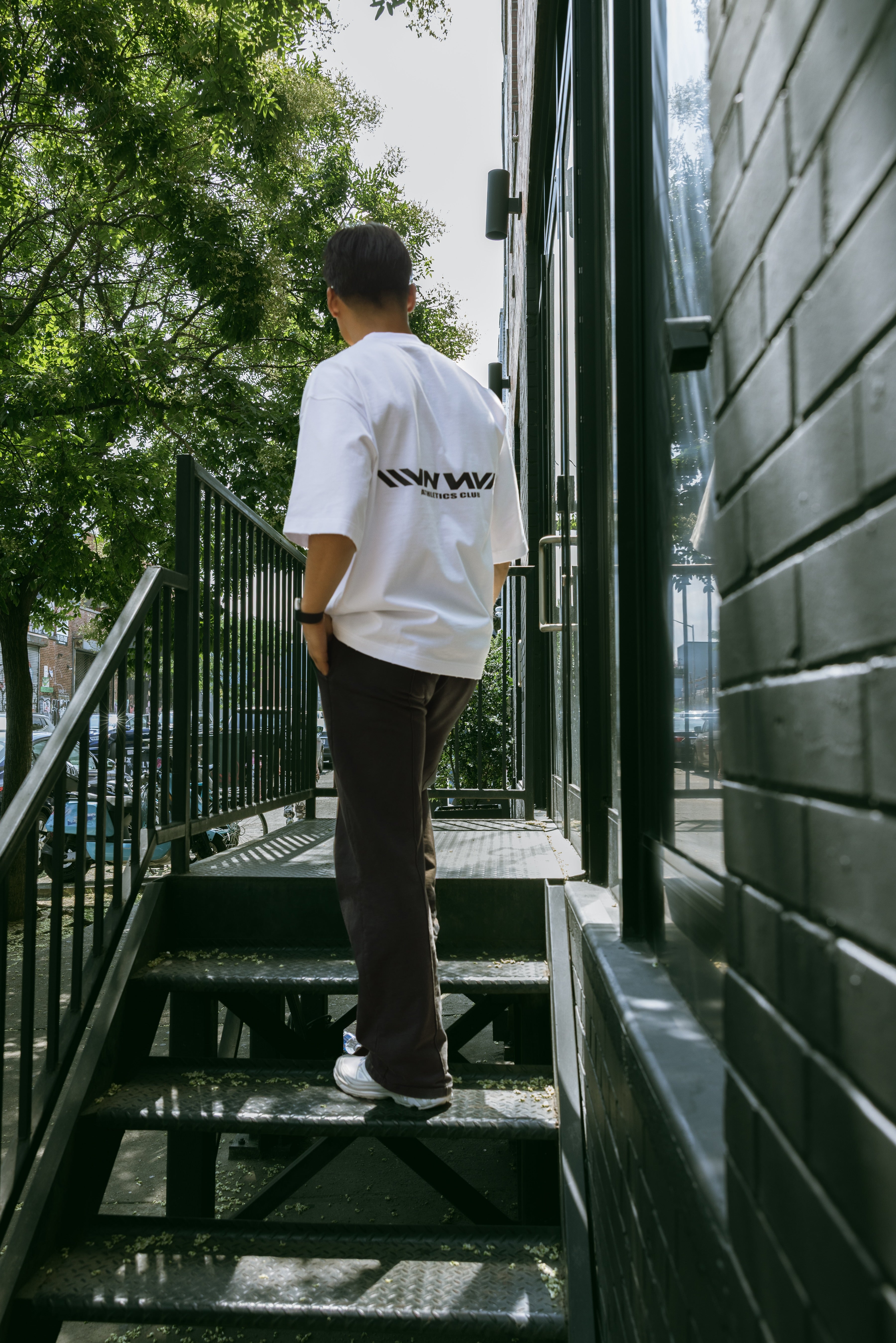 NO. 11 HEAVYWEIGHT TEE