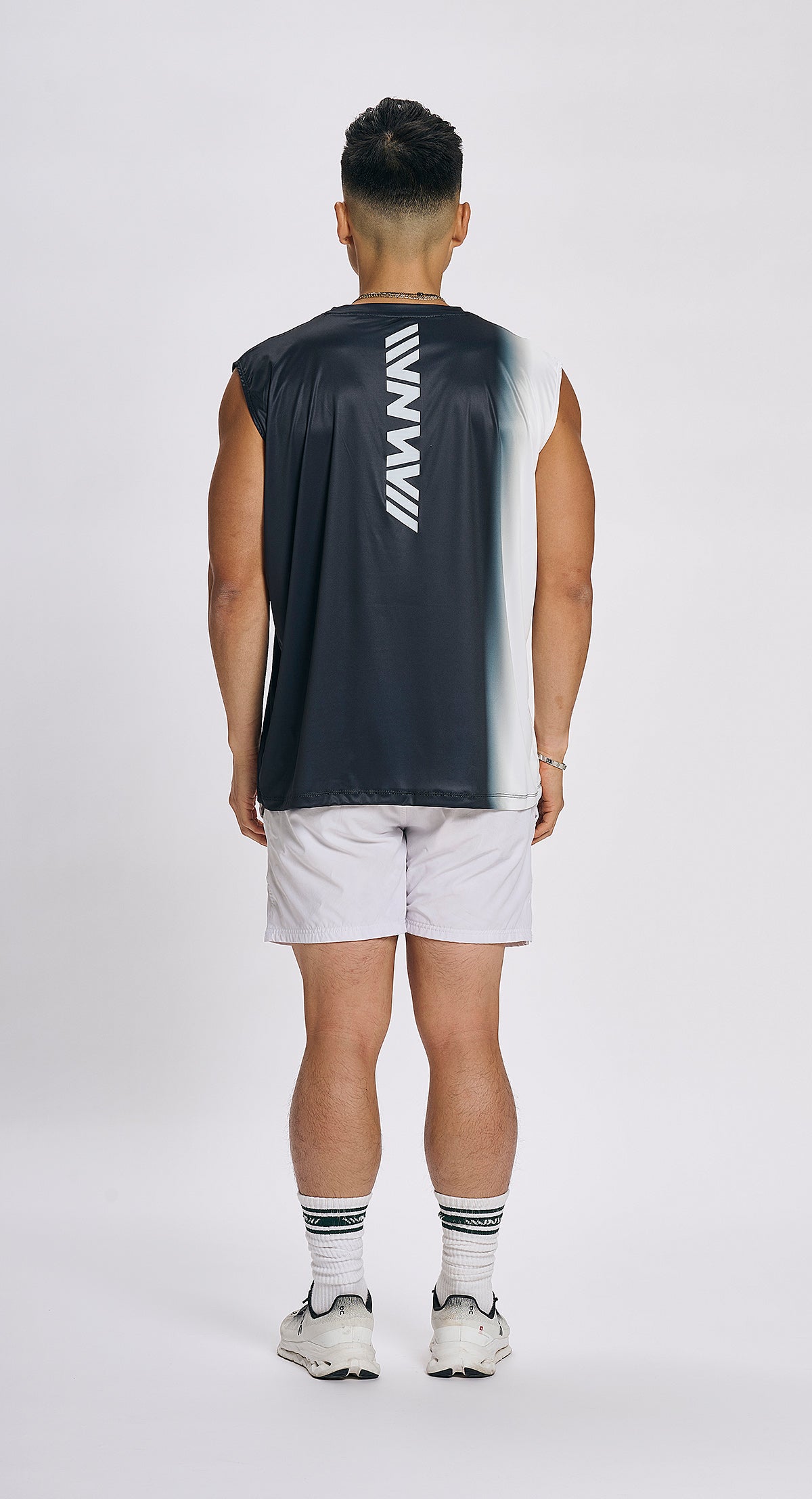NO. 11 CLASSIC TANK